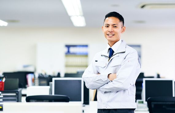 未経験で入社された方には分かりやすい技術指導を実施しております | 東広島で電気工事を行う有限会社川西電工